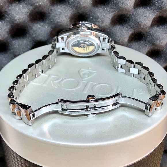 (SOLD) - Picture 4 of 9